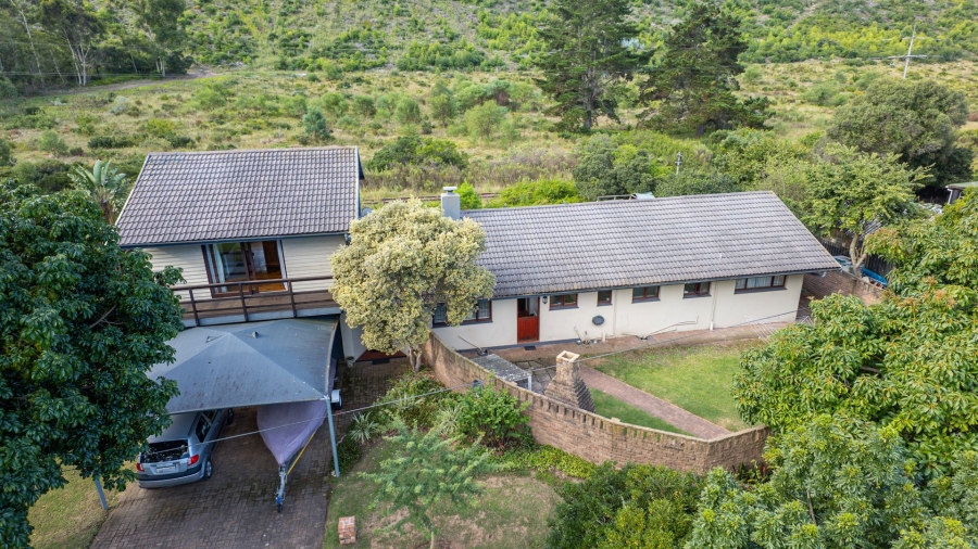4 Bedroom Property for Sale in Sedgefield Central Western Cape